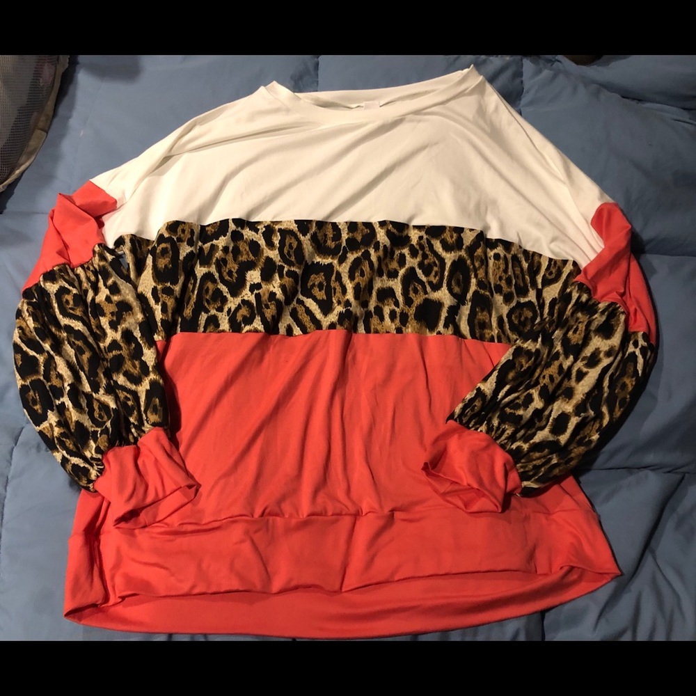 New without tags,omg sleeve shirt